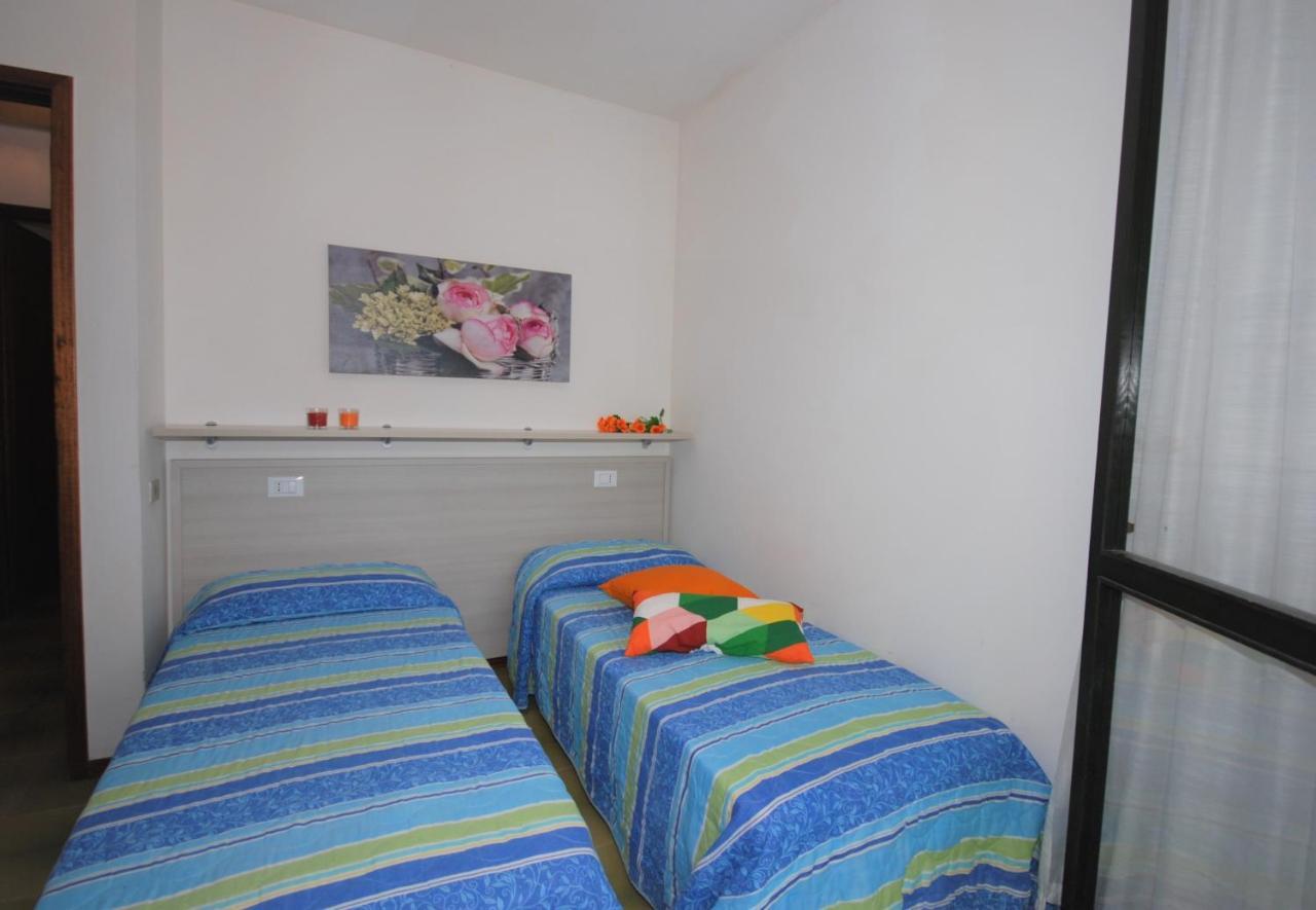 Residenza La Meridiana ลินญาโน ซับเบียโดโร ภายนอก รูปภาพ