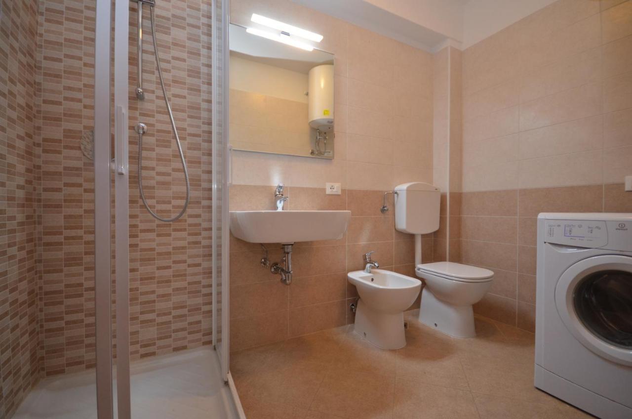 Residenza La Meridiana ลินญาโน ซับเบียโดโร ภายนอก รูปภาพ